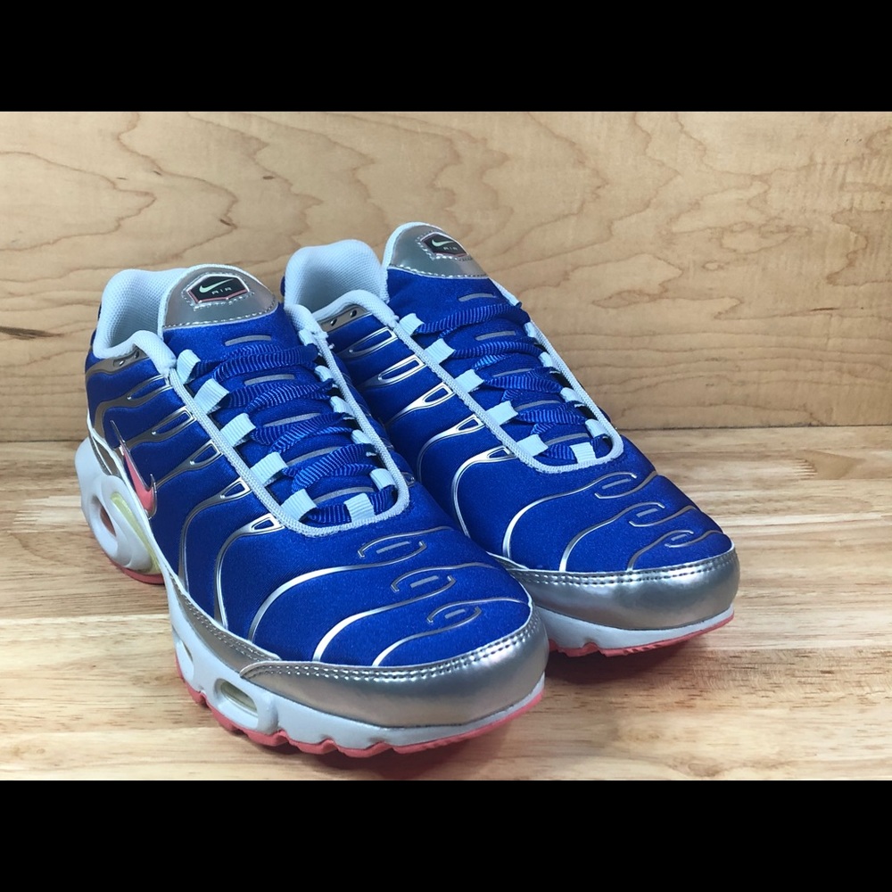 NEW Nike Wmns Air Max Plus “Ultraman” - Picture 4 of 14